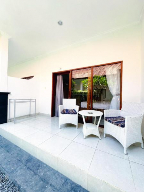 Suite 1 at TWIN GUEST HOUSE at Batu Belig